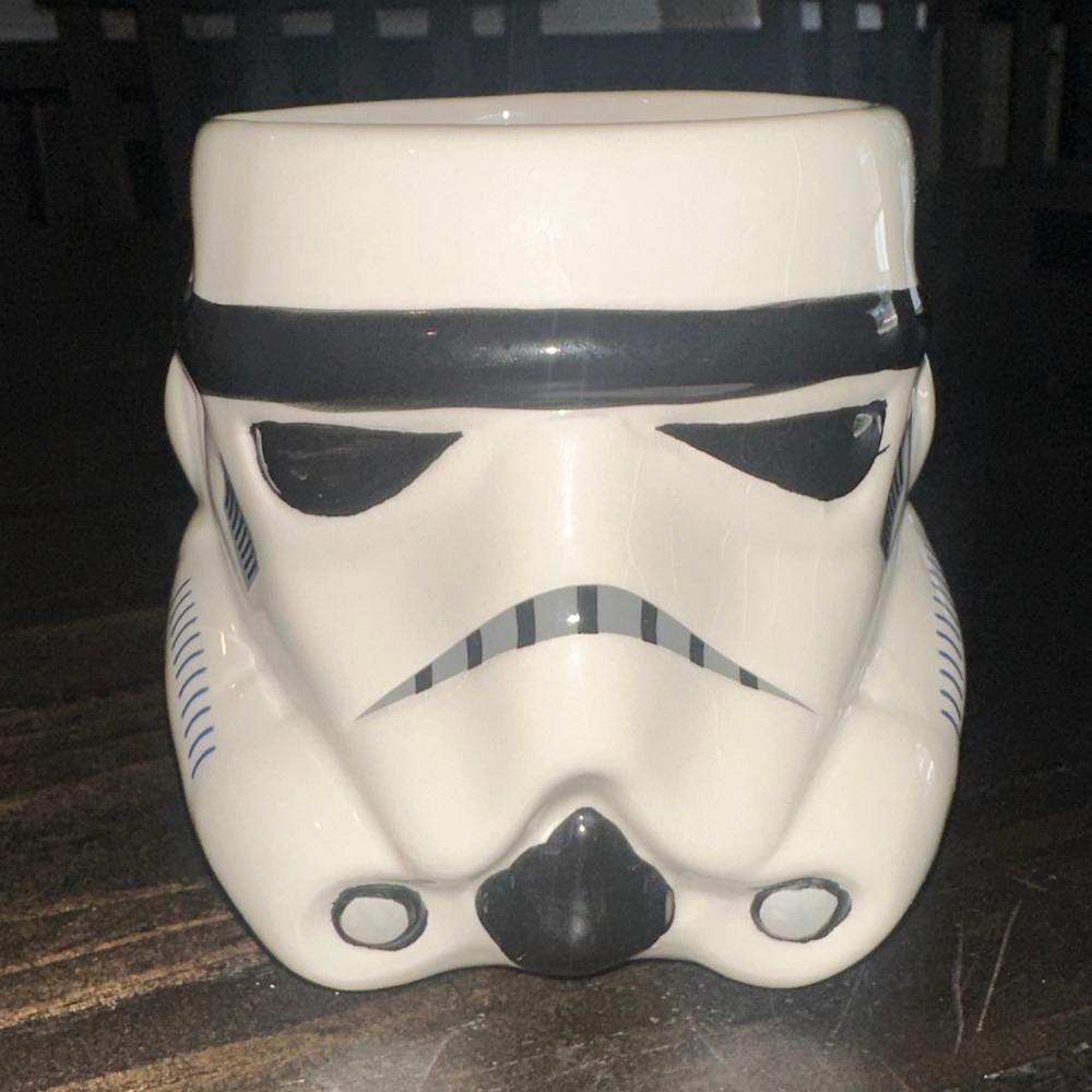 Star Wars Classic Stormtrooper Ceramic Sculpted Coffee Mug, 20 Ounce